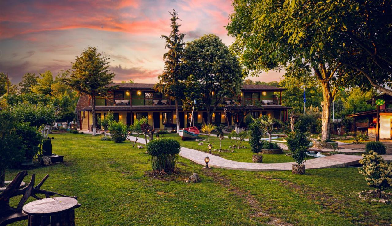 Simi Luxury Suites Plaka Litochorou Exterior foto