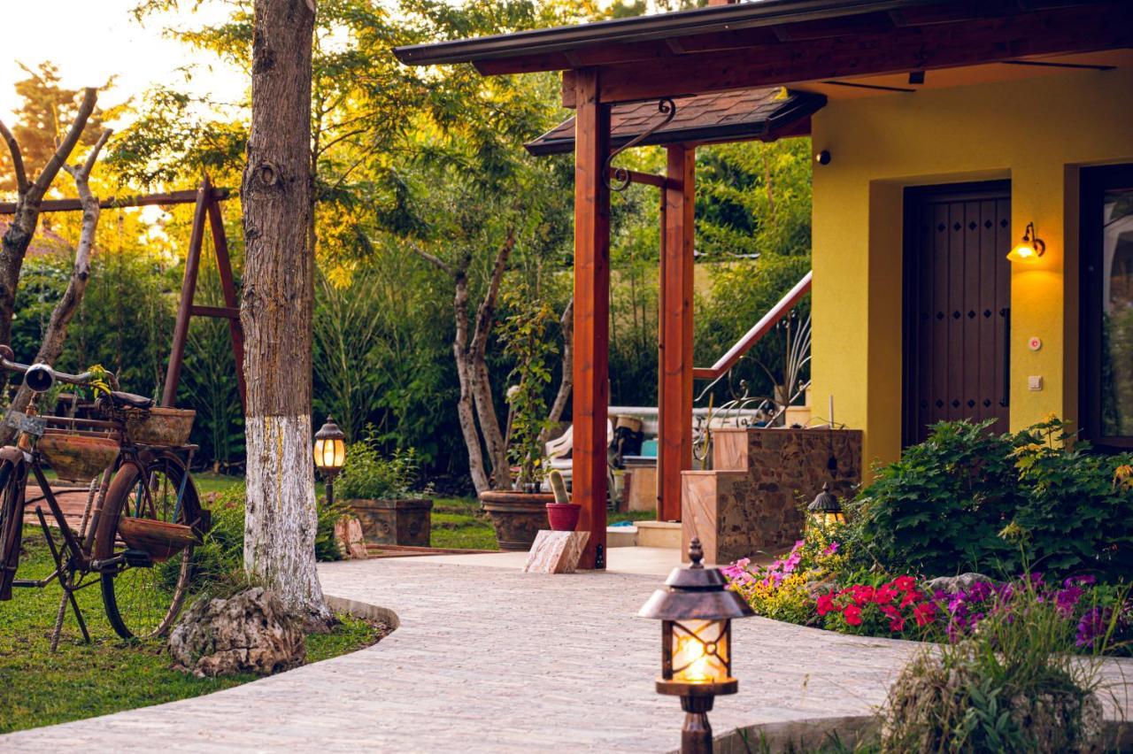 Simi Luxury Suites Plaka Litochorou Exterior foto
