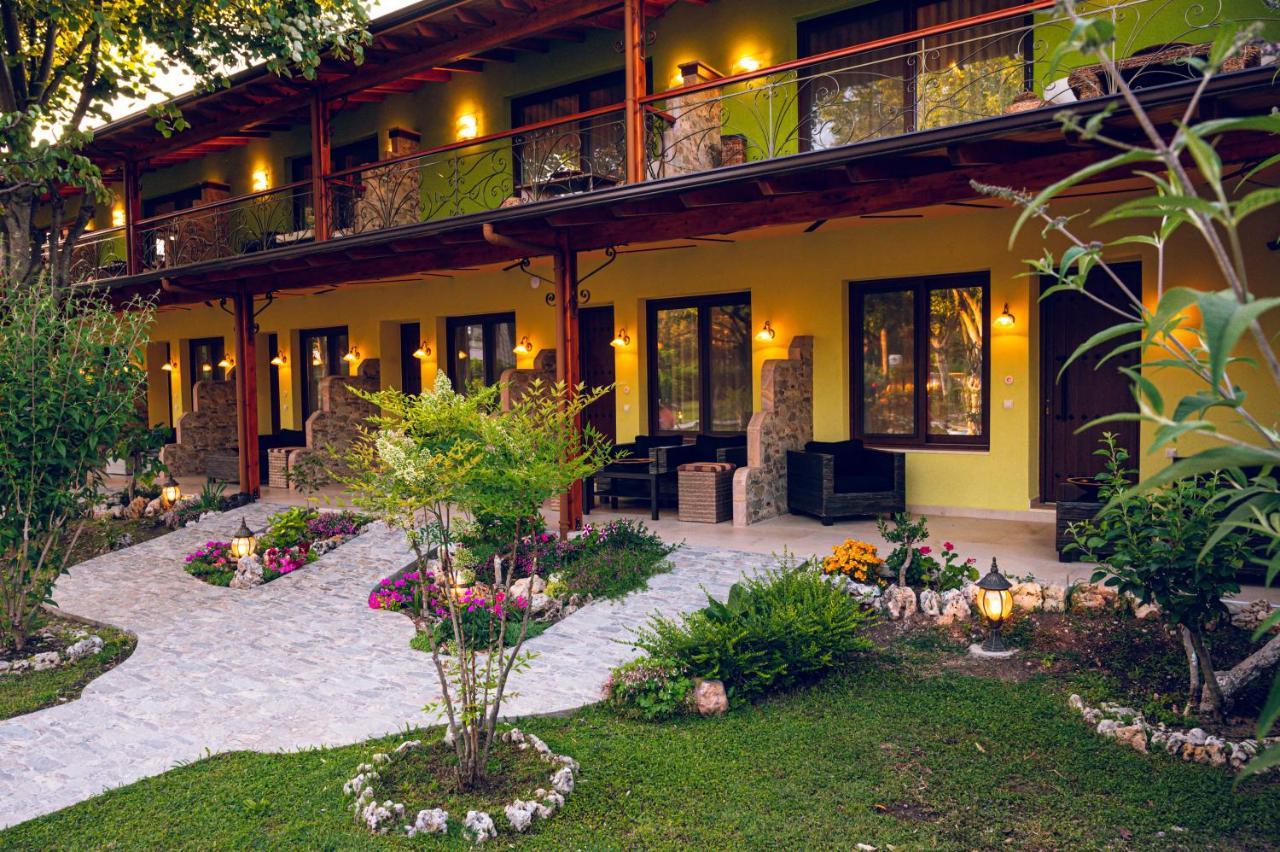 Simi Luxury Suites Plaka Litochorou Exterior foto